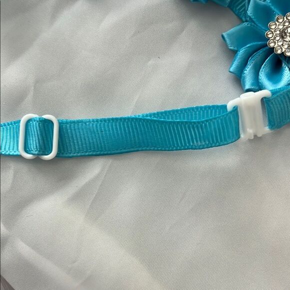 Bundle of Dog items for Small dogs 2 Checkered Jackets 2 Necklaces 20lbs under - Picture 6 of 7